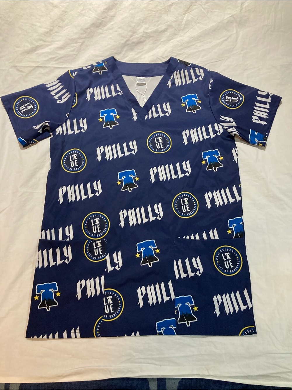 Philadelphia Phillies City Connect Scrubs Top, Unisex size medium